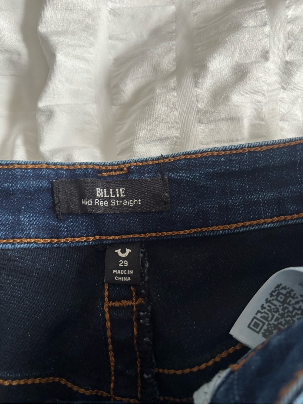True Religion mid rise straight leg jeans - Picture 4 of 4